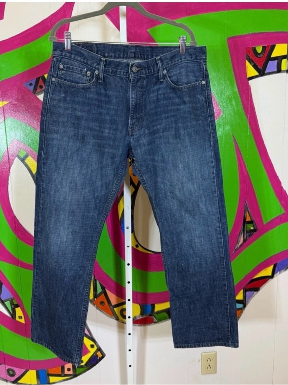 Levi's 514 Dark Wash Jeans. Size 36x30. In excellent condition!